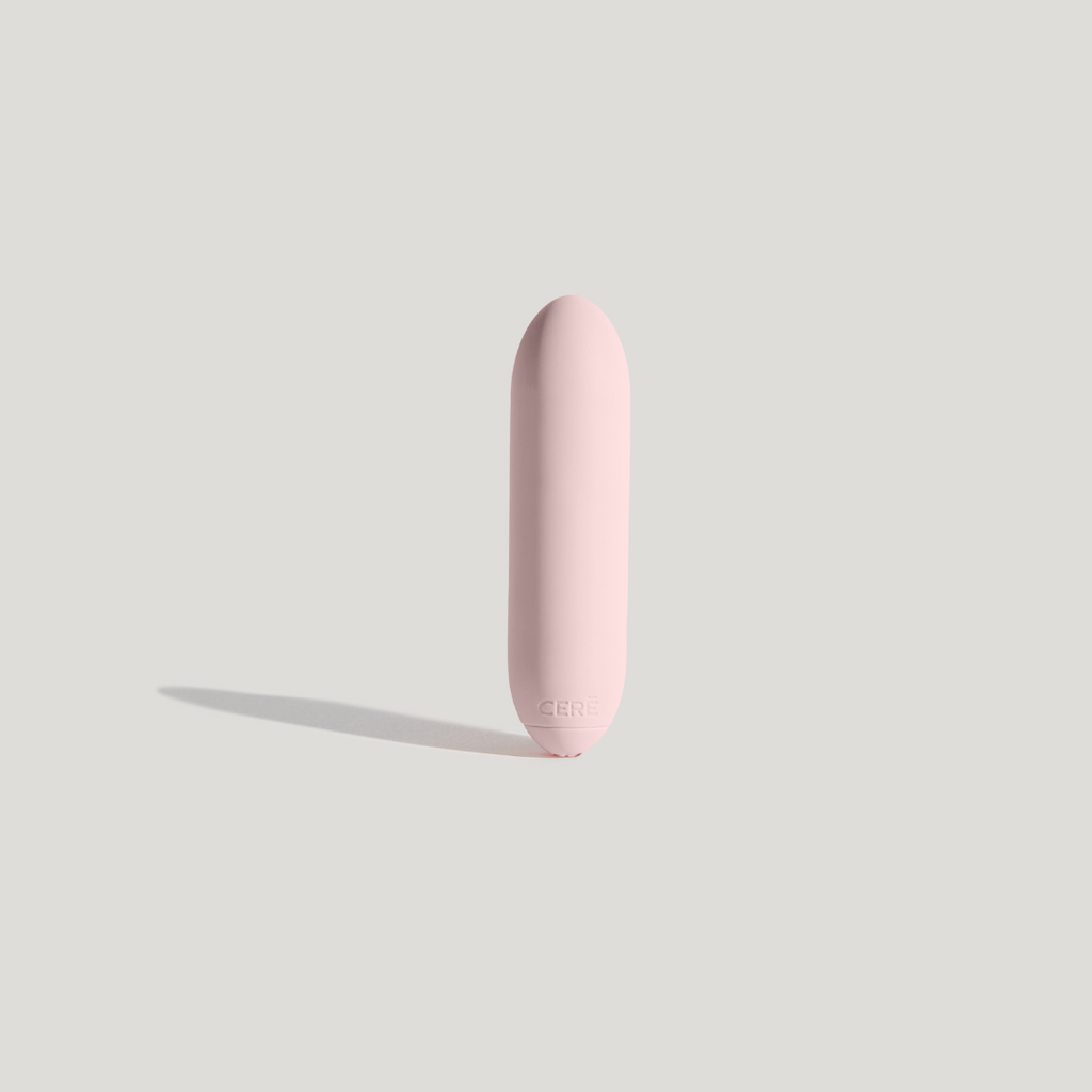 Oui | Physician Designed Discreet Pocket Vibrator  CER